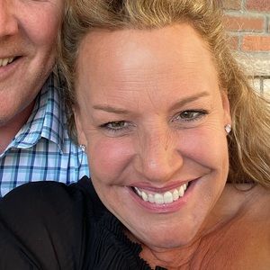 Meet your Posher, Holly